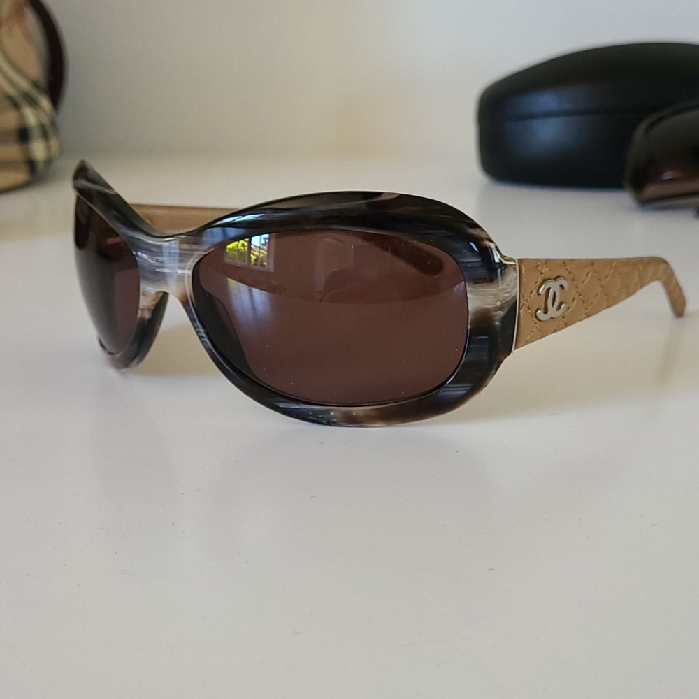 Sun glasses